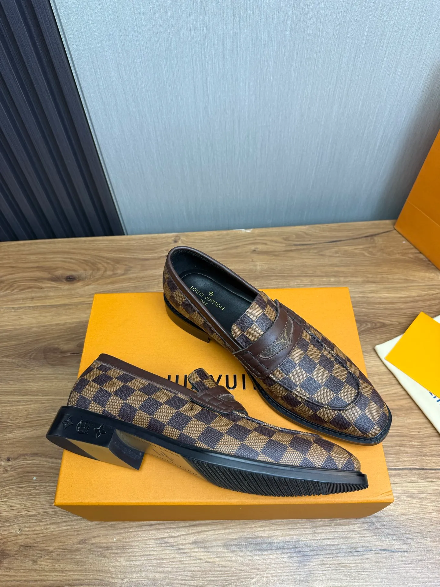 Factory 720💰 LV. Men's business casual leather shoes, all made of imported original brand leather, just to create a more comfortable wearing experience, original non-slip and wear-resistant outsole ✔️16-45 (38.45 non-refundable)
